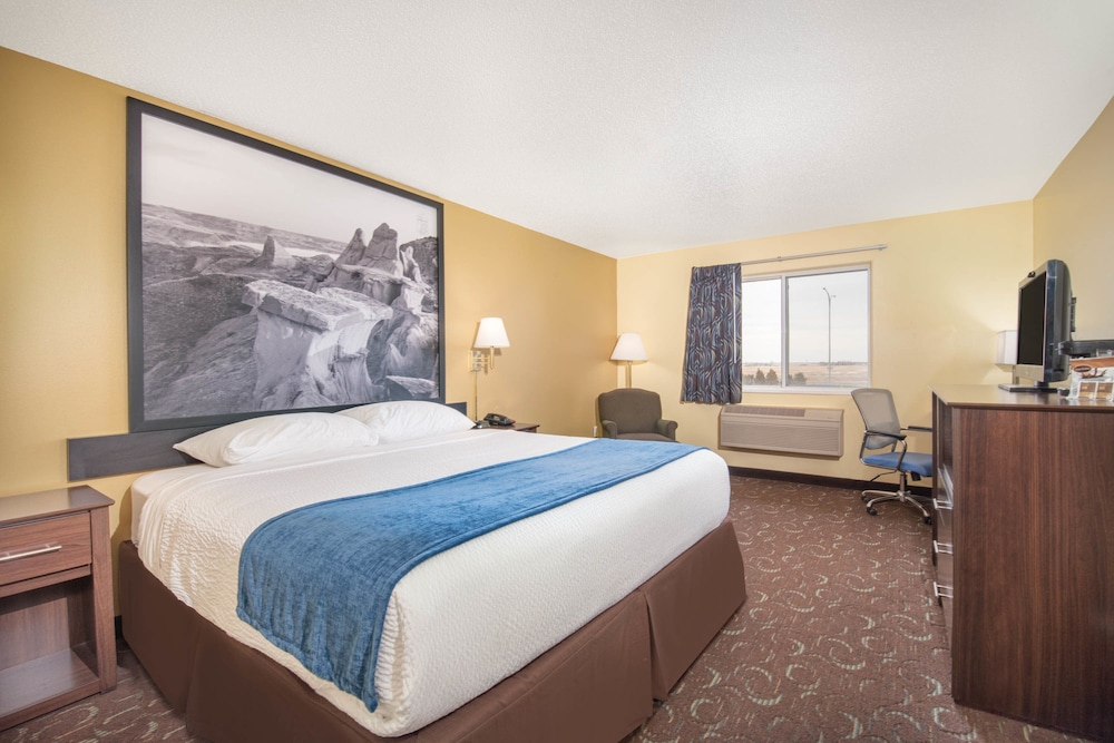Four Seasons Inn - photo 7