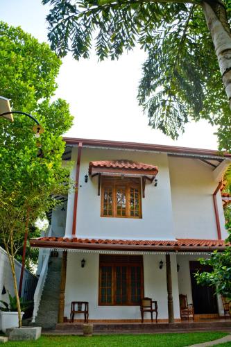 Amsterdam Tourist Rest — 4-Star Luxury Hotel in Anuradhapura, Sri Lanka