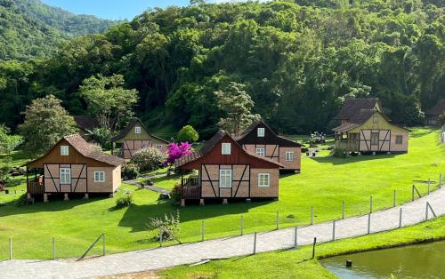 Paraiso Enxaimel Mundo Antigo — Pomerode