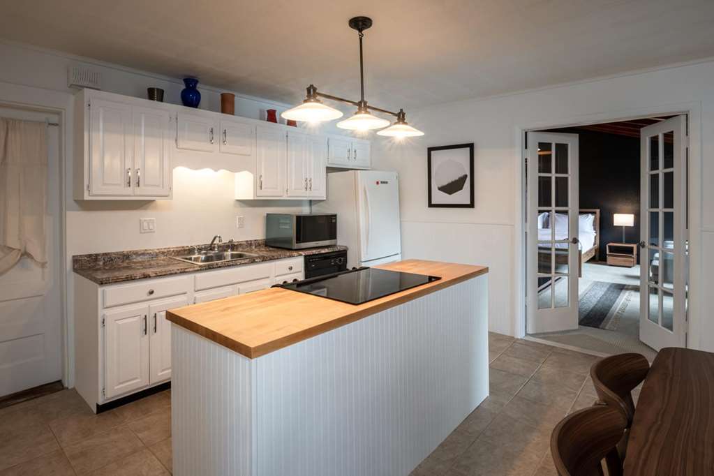 Placid Bay Hotel - photo 23