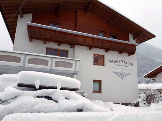 Dangl - carbon neutral hotel in Prutz