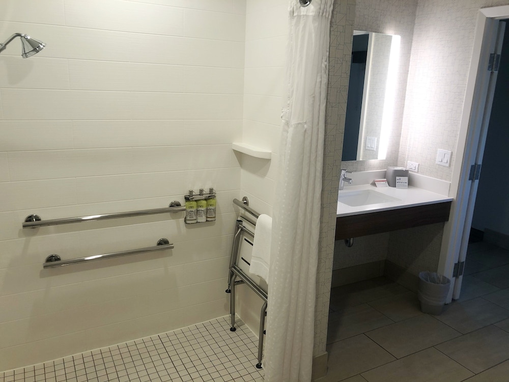 Holiday Inn Express Hotel & Suites El Dorado Hills - photo 55
