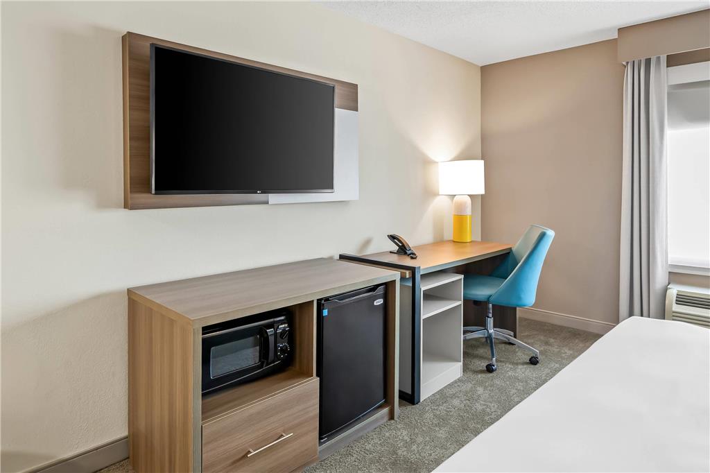 Comfort Inn Emporia - photo 23