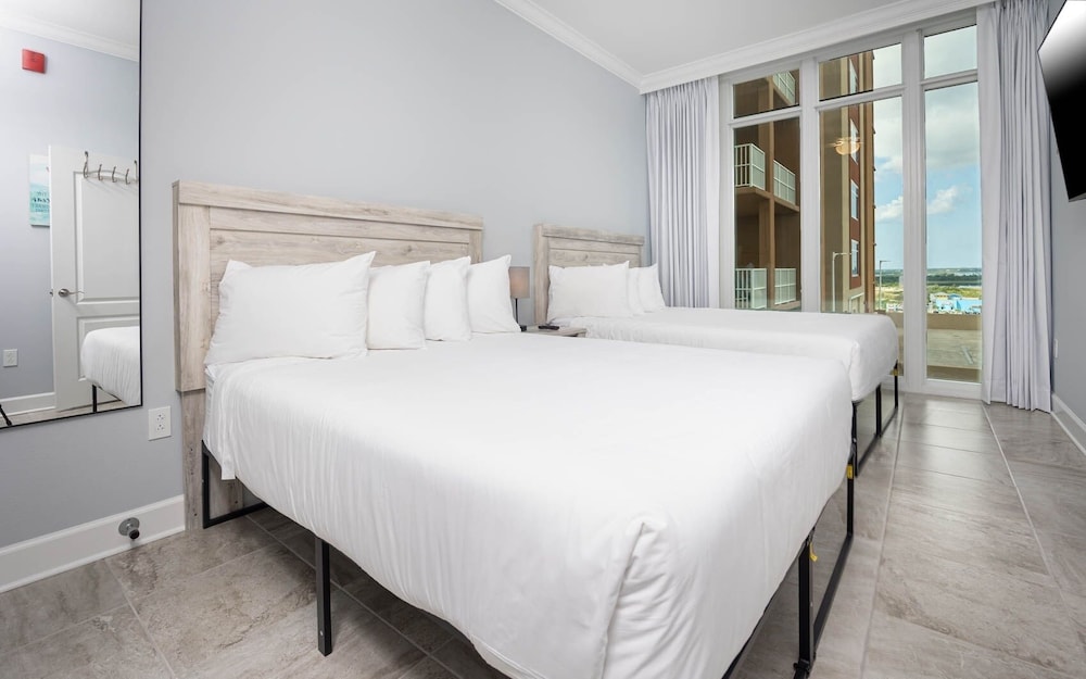 Phoenix Gulf Towers 805 4 Bedroom Condo by RedAwning - photo 9