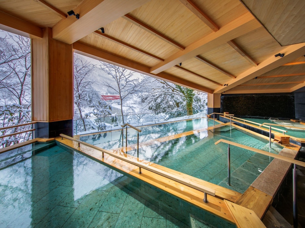 Kurobe Unazuki Onsen Yamanoha — hotel in Kurobe-Shi