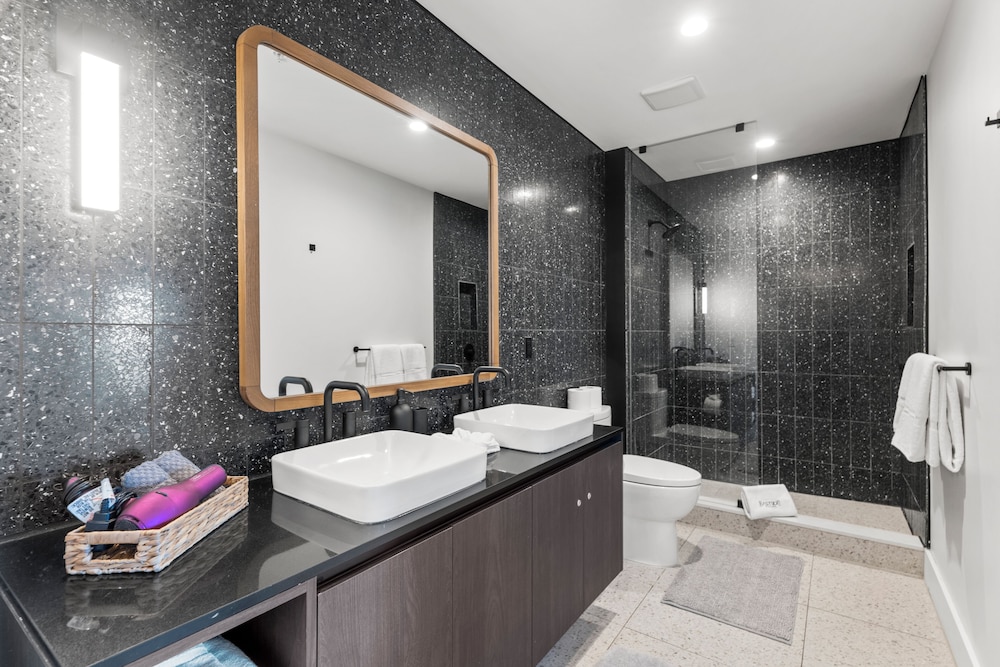 Austin Condo Hotel - photo 803