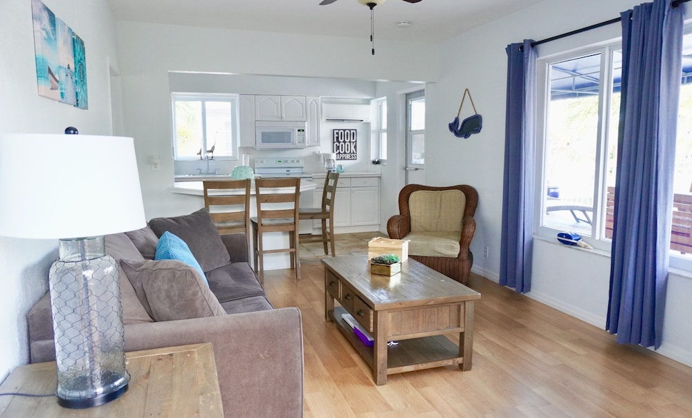 4145 By The Sea Inn & Suites - photo 38