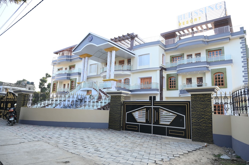 Blessing Resort - last minute hotel in Kalna