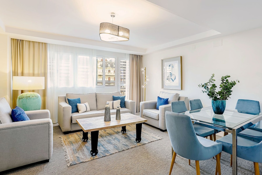 Genteel Home Isabel la Católica — 4-Star Luxury Hotel in Granada, Spain