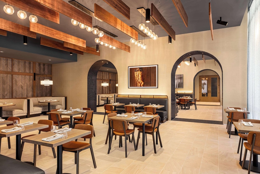 Doubletree By Hilton Abilene Downtown Convention C - photo 70