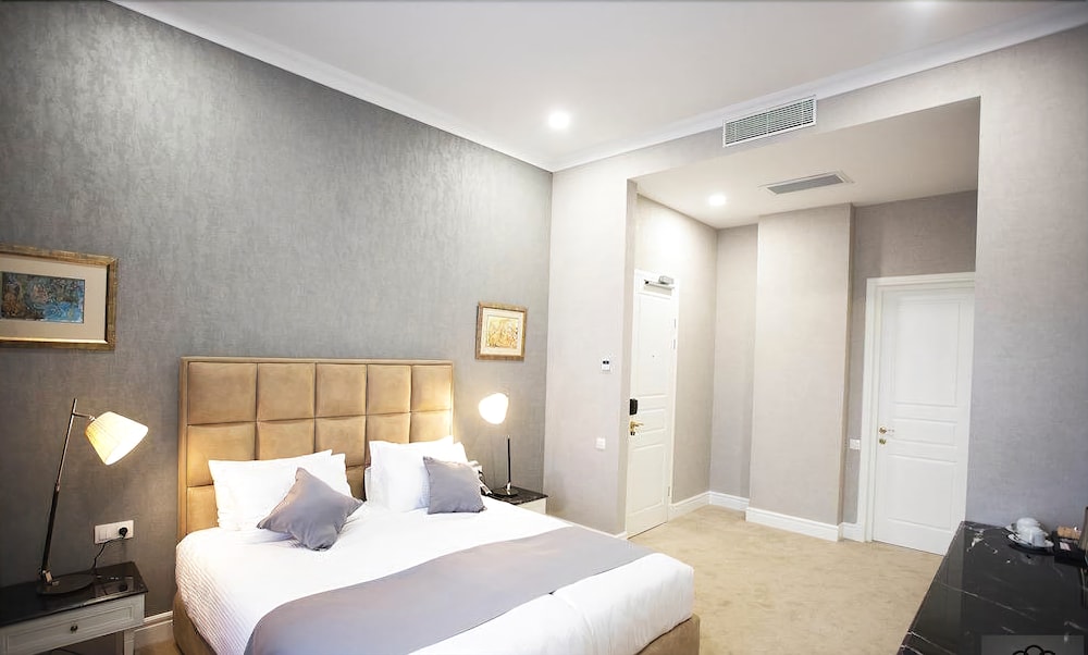 Lifferent Hotel & Spa