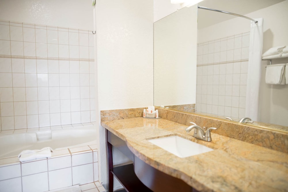 Hotel Solares - photo 33