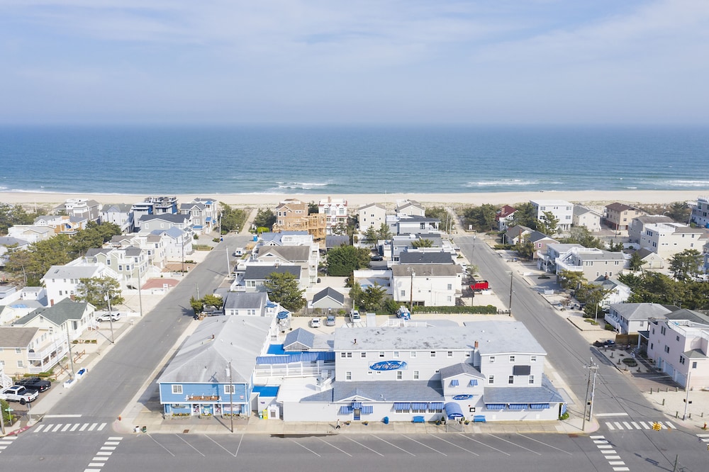 Surf City Hotel - photo 86