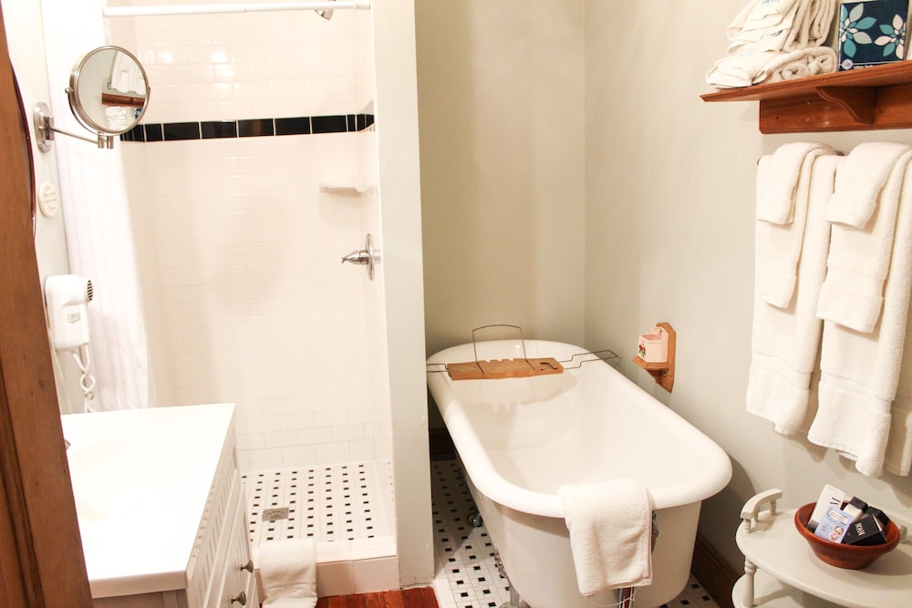 Sweetwater Branch Inn - photo 153