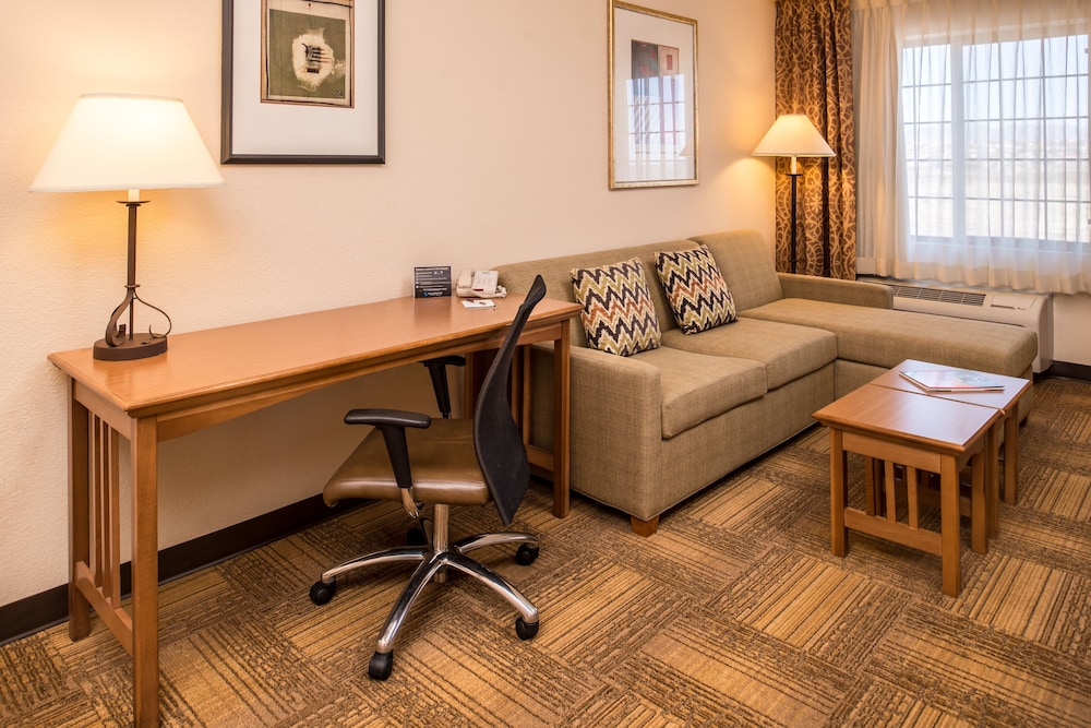 Staybridge Suites Las Cruces by IHG - photo 6