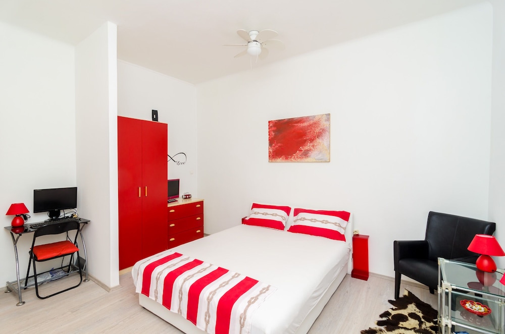 Apartment Caceris