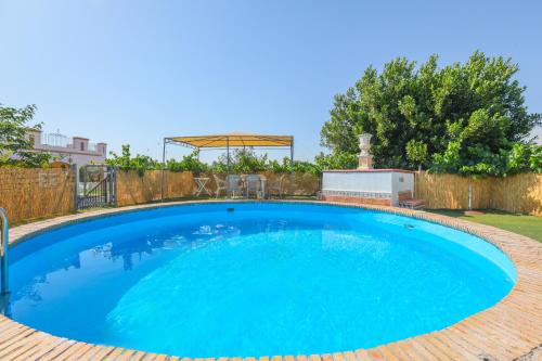 Casa rural Los Miradores — 4-Star Luxury Hotel in Marchena, Spain