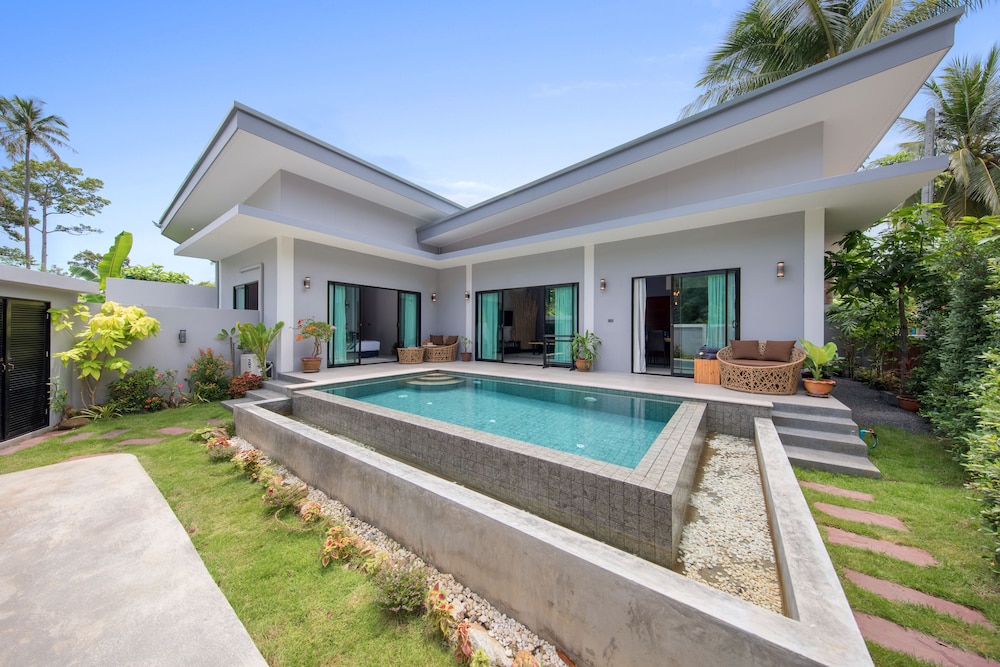 Baan Suaan Bua Pool Villa — 4-Star Luxury Hotel in Koh Samui, Thailand