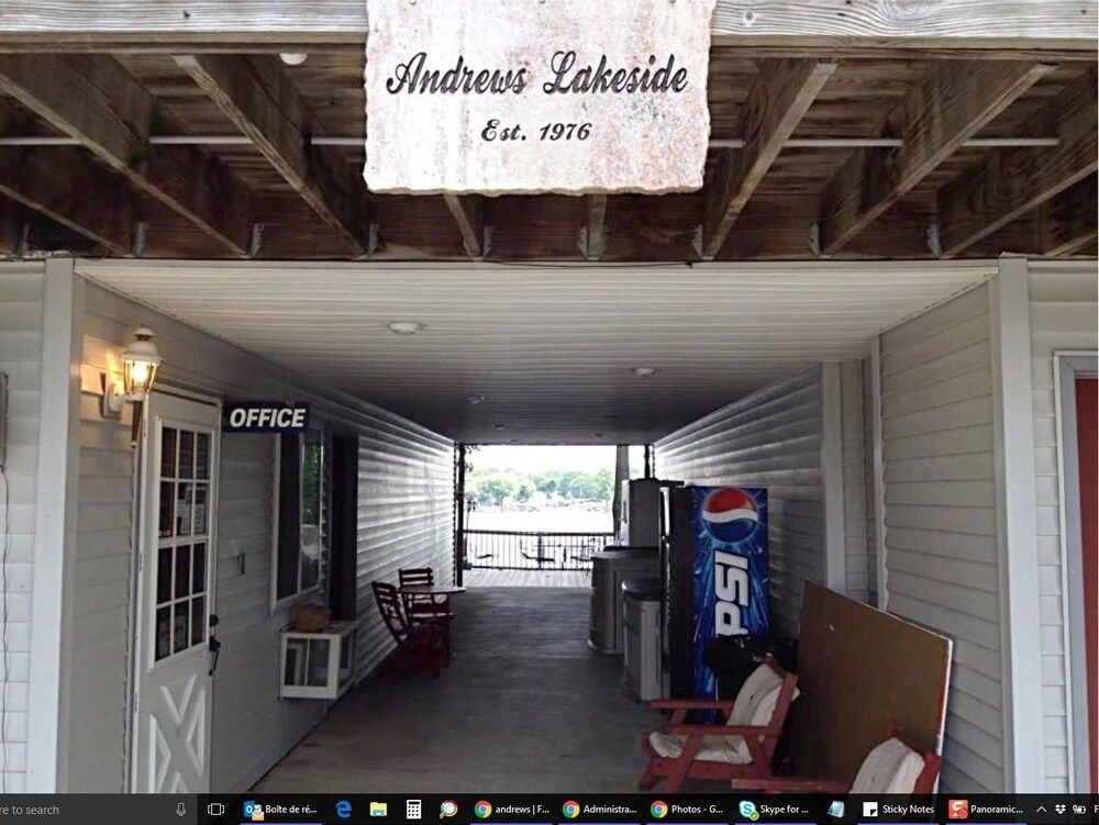 Andrew’s Lakeside Resort in Monticello, United States