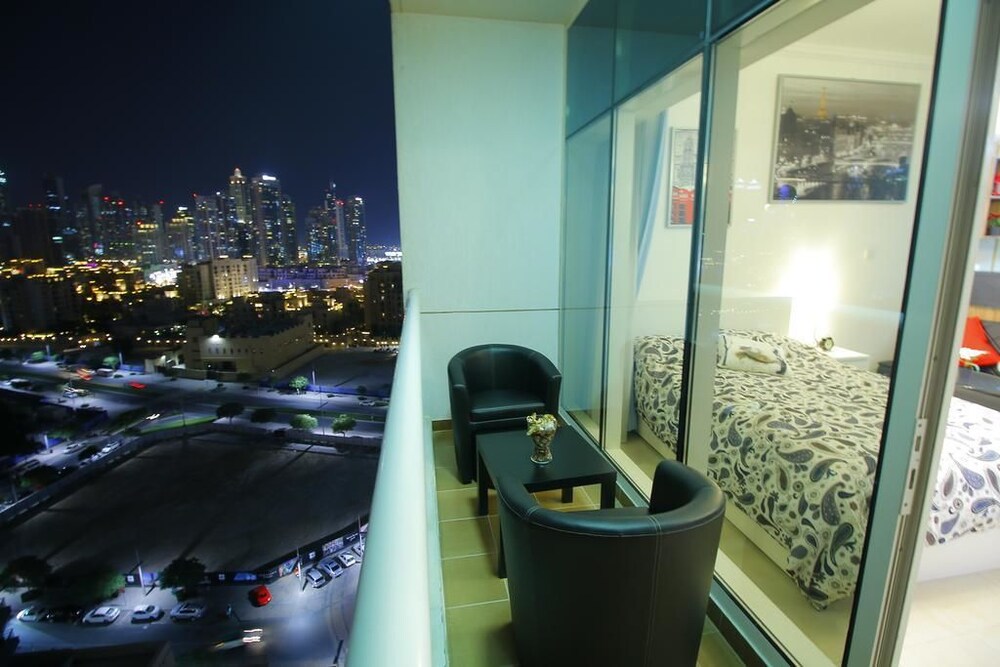 City Nights Holiday Homes Burj Al Nujoom Tower — 4-Star Luxury Hotel in Dubai, United Arab Emirates