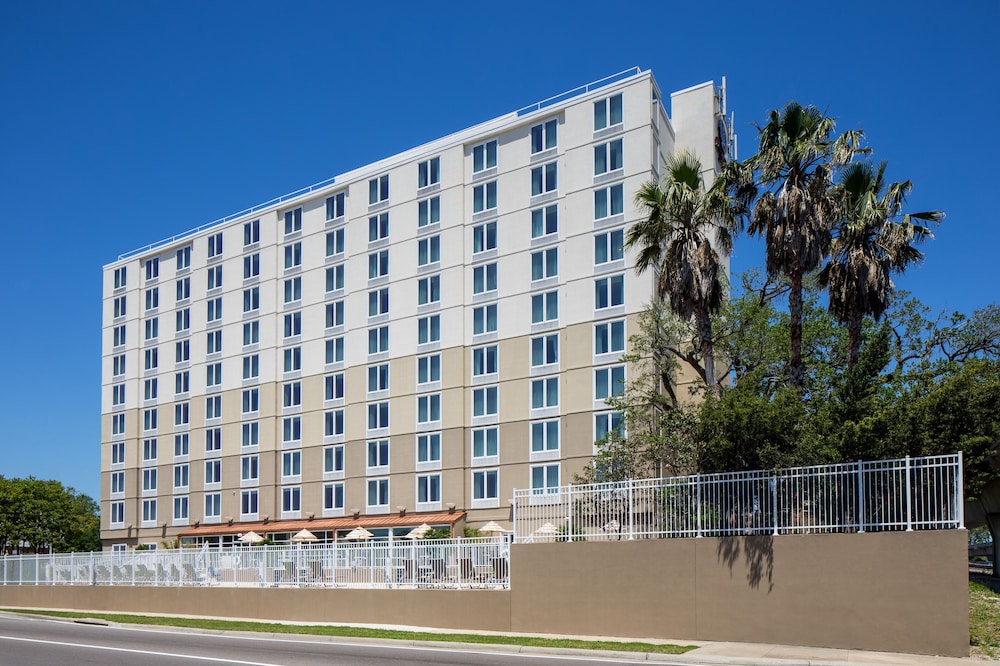 DoubleTree by Hilton Hotel Biloxi - photo 58
