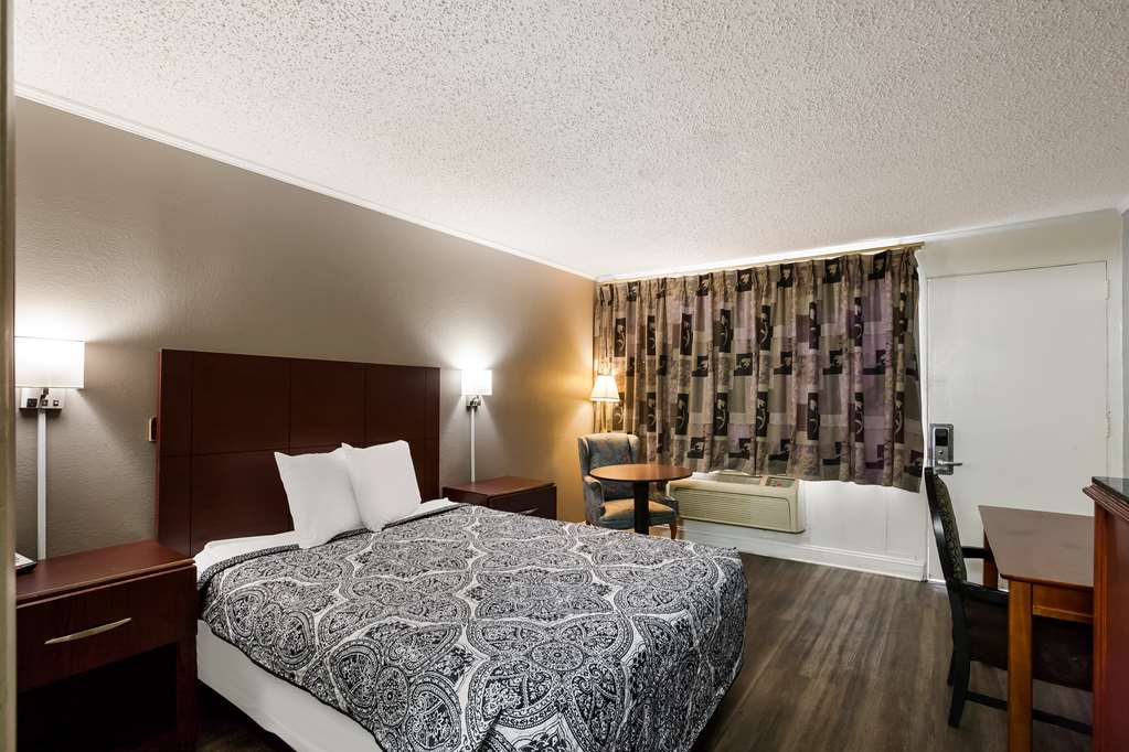 Knights Inn Fayetteville Fort Bragg - photo 15
