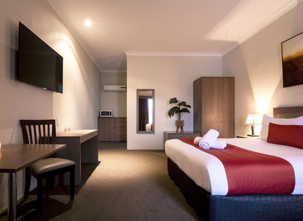 Parkes International - carbon neutral hotel in Parkes
