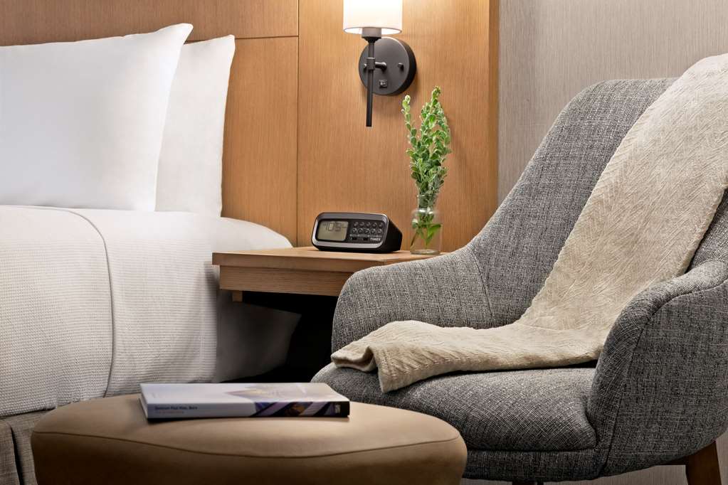 Hyatt Place Tucson Central - photo 9