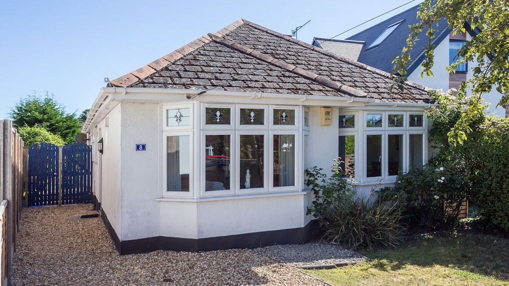Woodstock - carbon neutral hotel in Poole