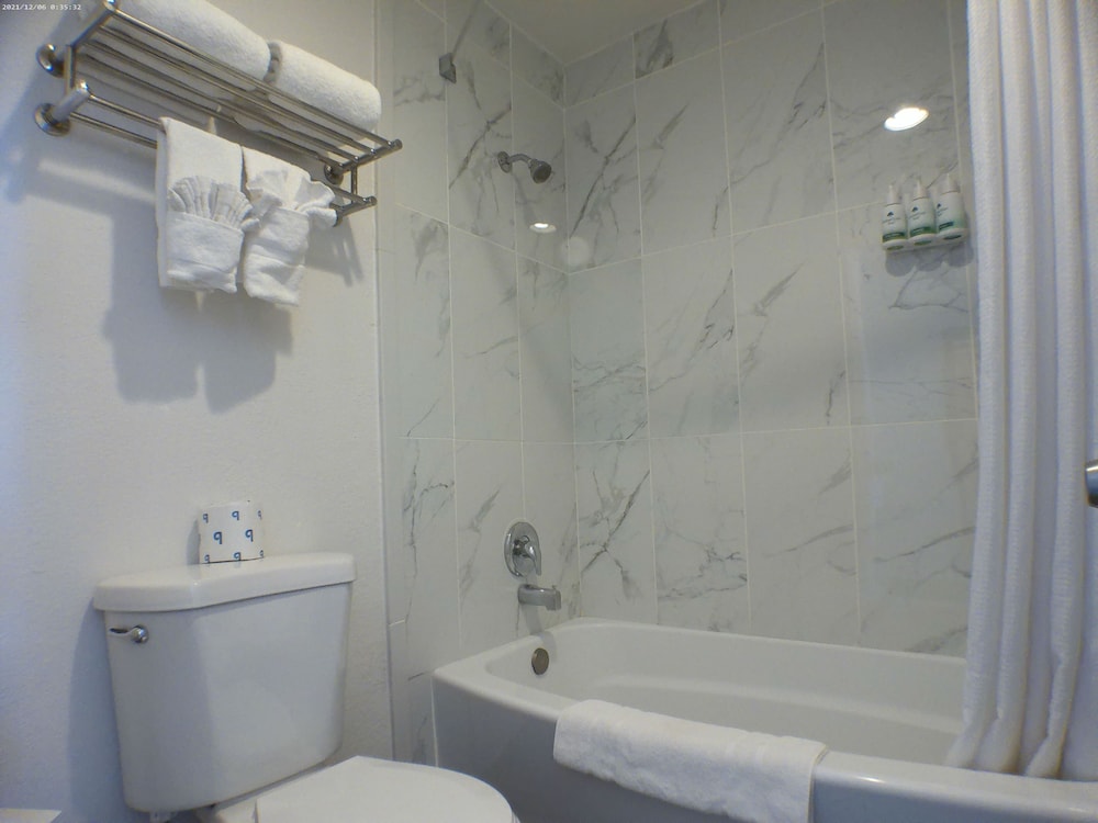 GreenTree Inn of Holbrook AZ - photo 26