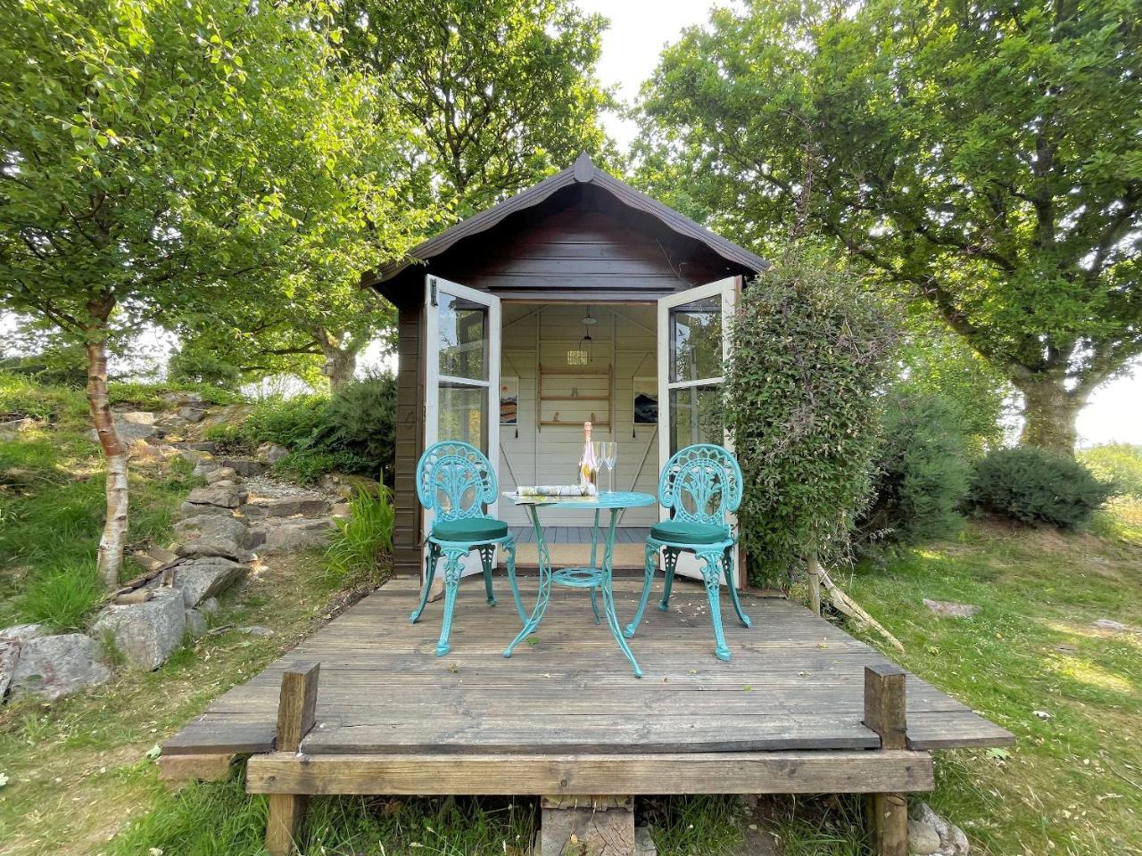 Beautiful 2BR Beach Lodge Set In Stunning Gardens Pass the Keys — 4-Star Luxury Hotel in Dalbeattie, United Kingdom