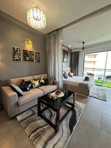 Luxe Lagoon studio — 4-Star Luxury Hotel in New Delhi, India
