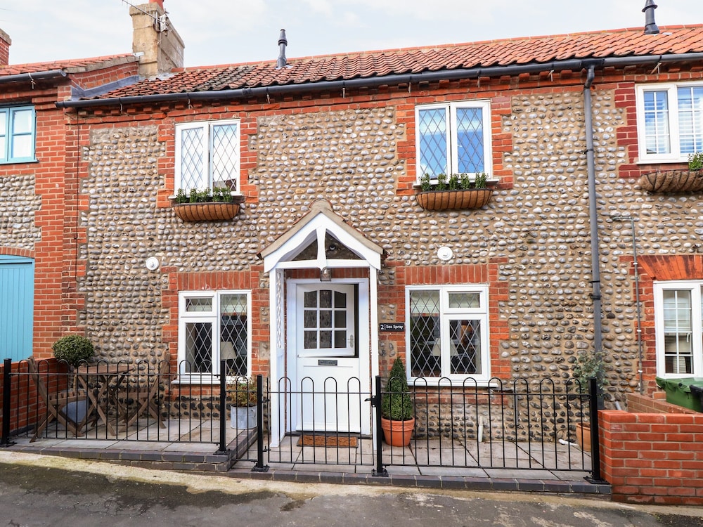 Seaspray - carbon neutral hotel in Sheringham