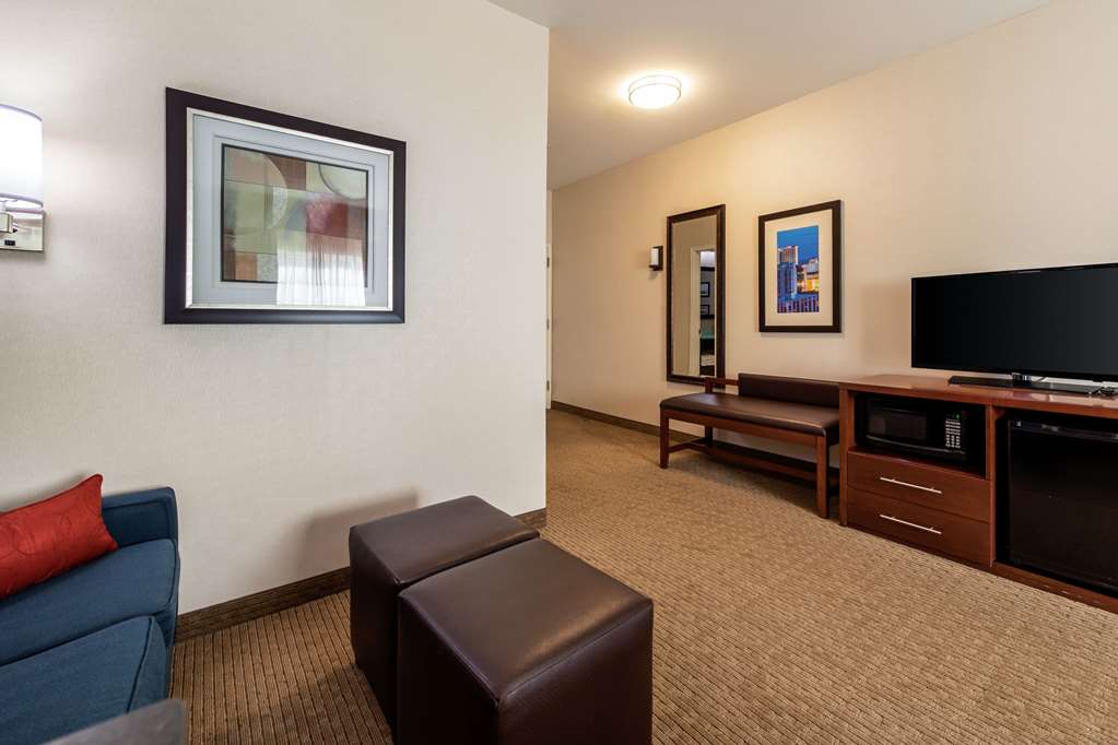 Comfort Suites Atlantic City North - photo 27