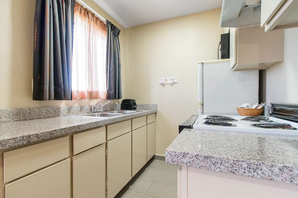 Quality Inn & Suites Crescent City Redwood Coast - photo 8