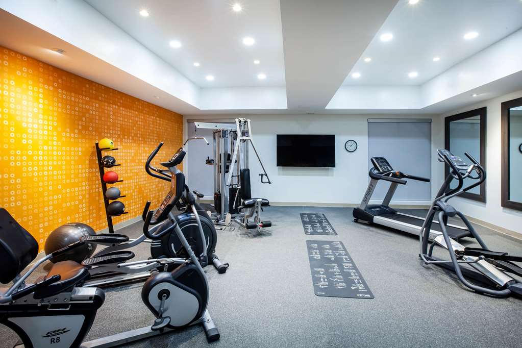 La Quinta Inn & Suites by Wyndham Odessa North - photo 7