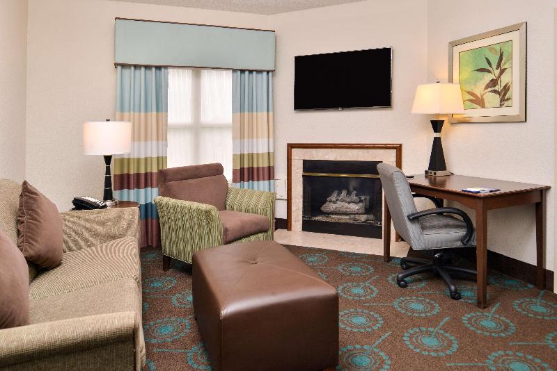 Hampton Inn & Suites Newport News - photo 125