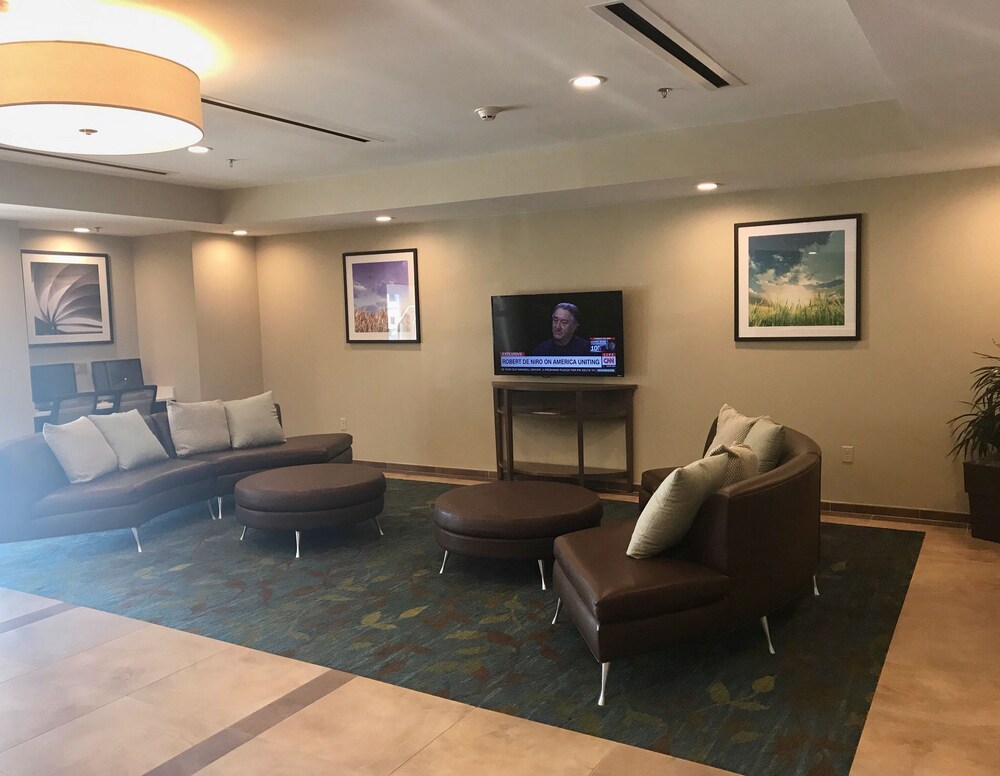 Candlewood Suites Lake Charles South by IHG - photo 5
