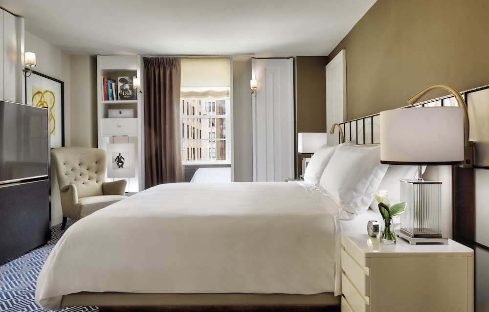 The Carlyle A Rosewood Hotel - photo 8