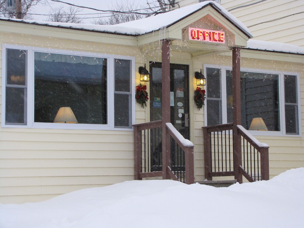 Colebrook C.C. & Motel - photo 30