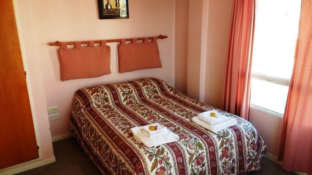 Luan Apart Hotel — hotel in Sarmiento