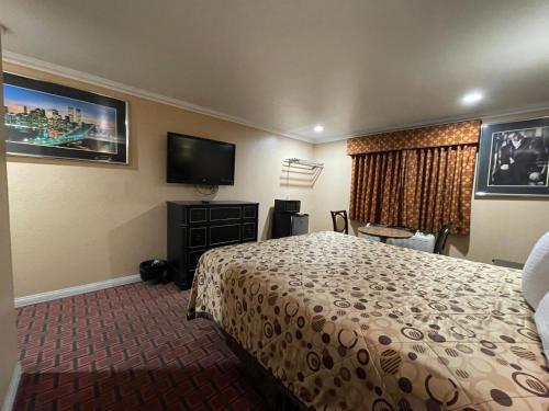 Sunrise inn - photo 2
