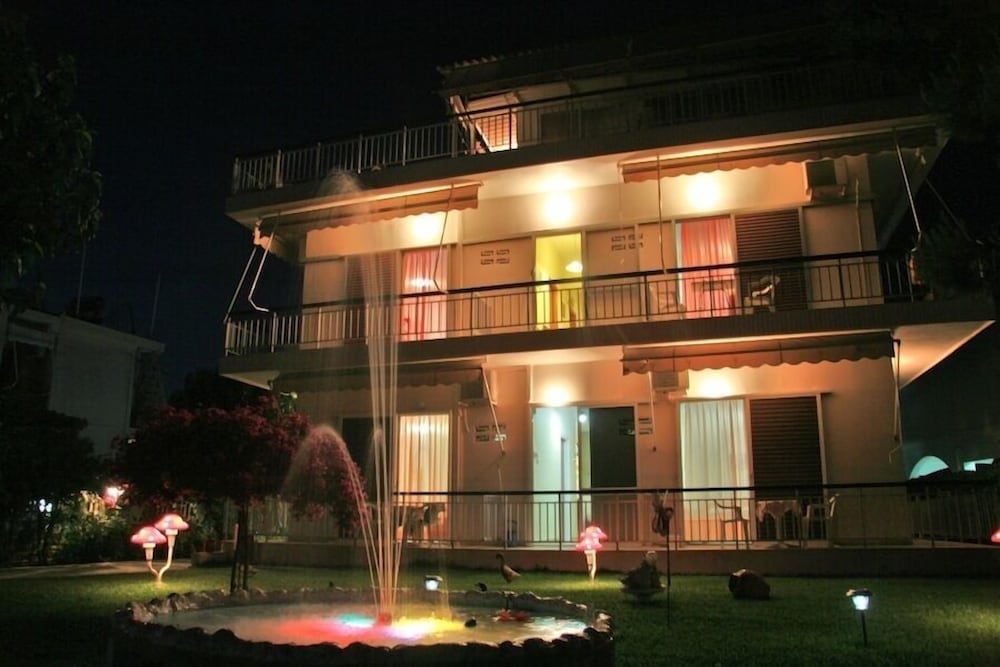 Pansion Akrogiali in Eretria, Greece