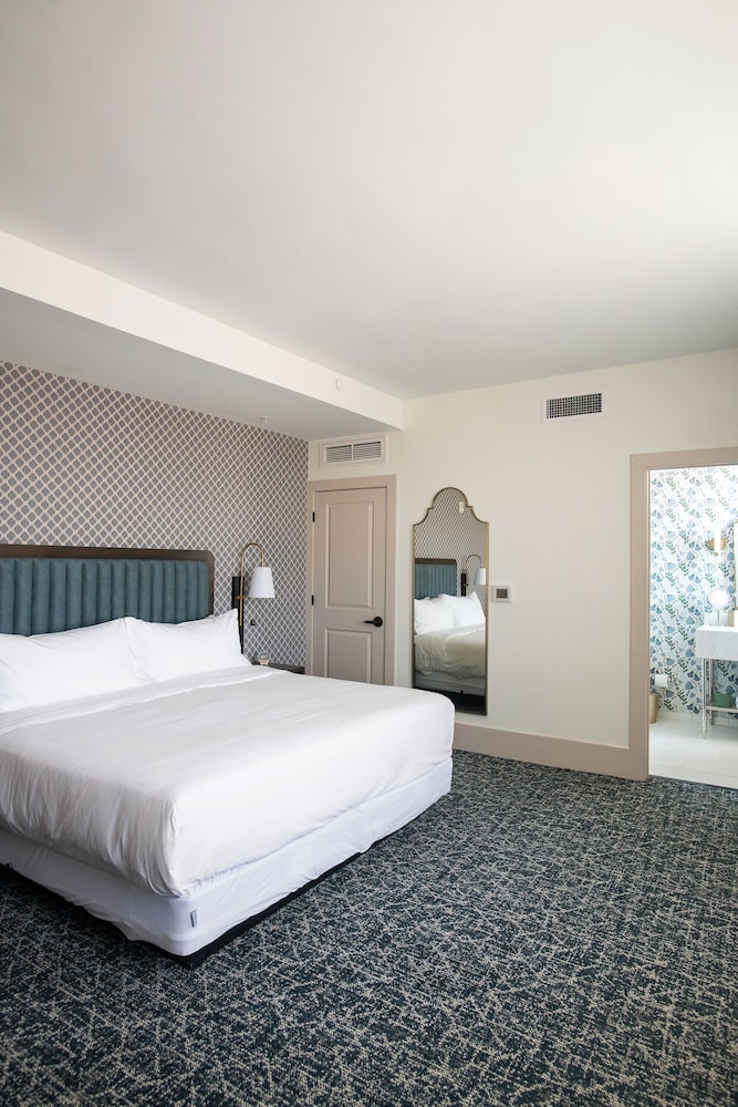 Hotel Petersburg Tapestry Collection by Hilton - photo 6