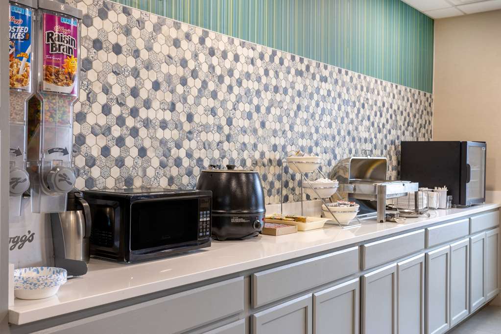 Wingate by Wyndham Waldorf Washington DC Area - photo 47