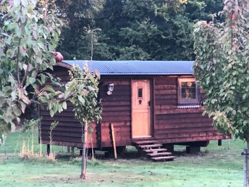 Goodwin Farm - carbon neutral hotel in Northiam