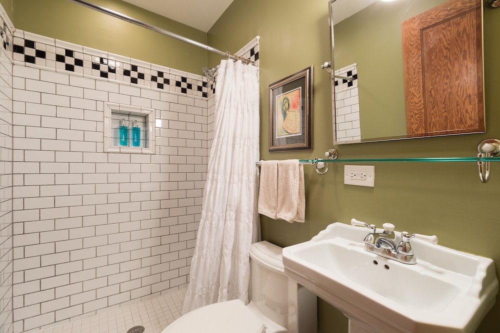 Chicago Guest House Wrigleyville - photo 32