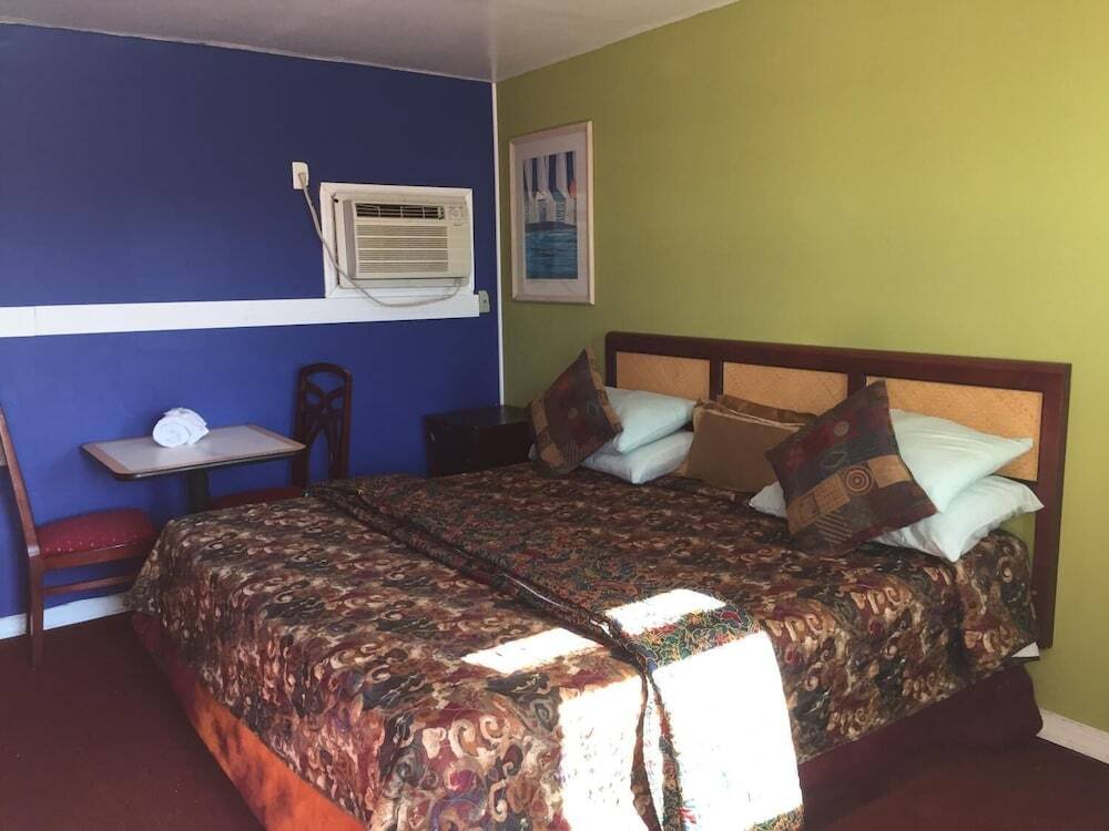 Destiny Inn - photo 10