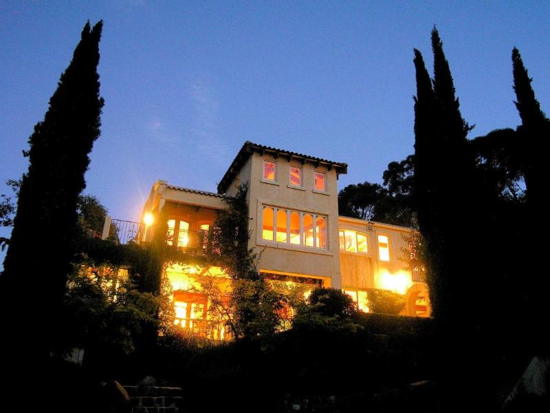 Villa Mallorca — 5-Star Luxury Hotel in Mount Martha, Australia