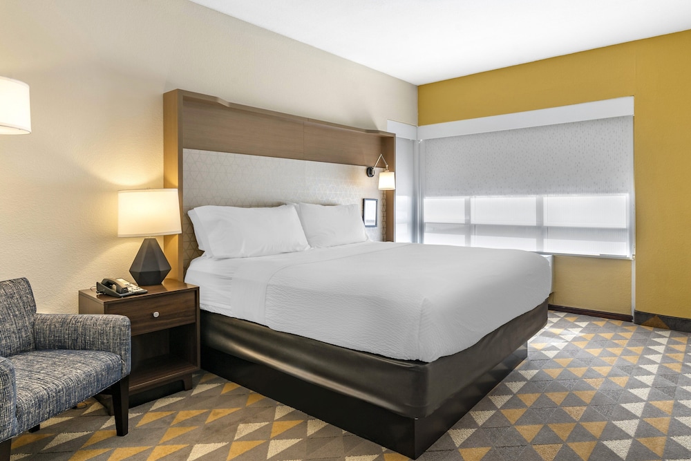 Holiday Inn Louisville Airport South by IHG - photo 13